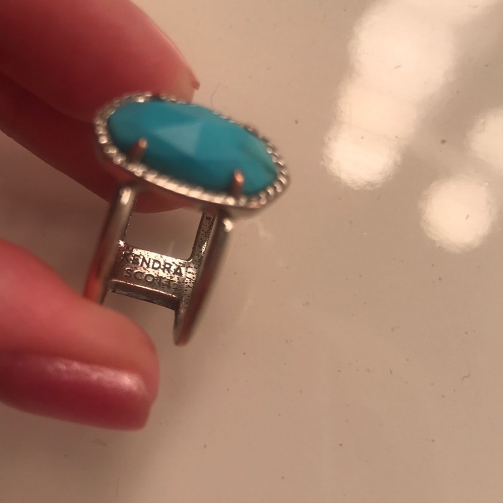 Kendra Scott ring - Picture 2 of 2